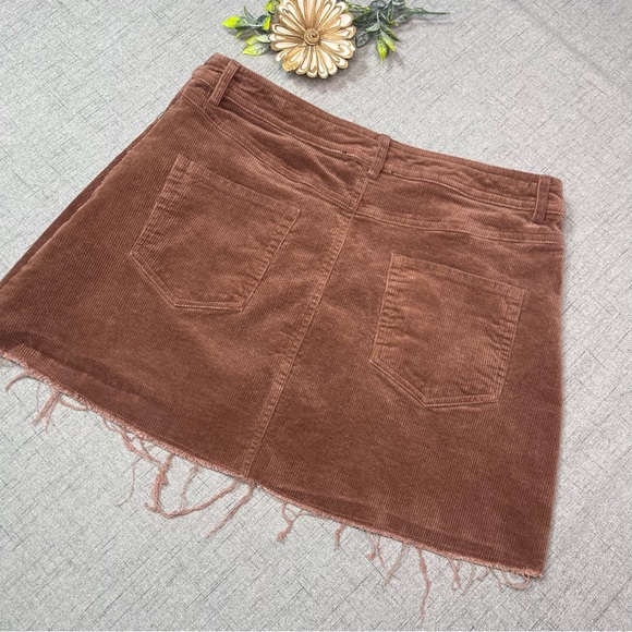 Lulu’s Happy Go Lucky Brown Corduroy Mini Skirt Frayed Hem Large - Picture 6 of 11